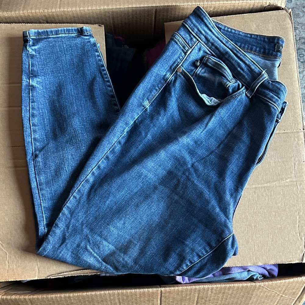 Judy Blue Women's Skinny Jeans in Deep Blue